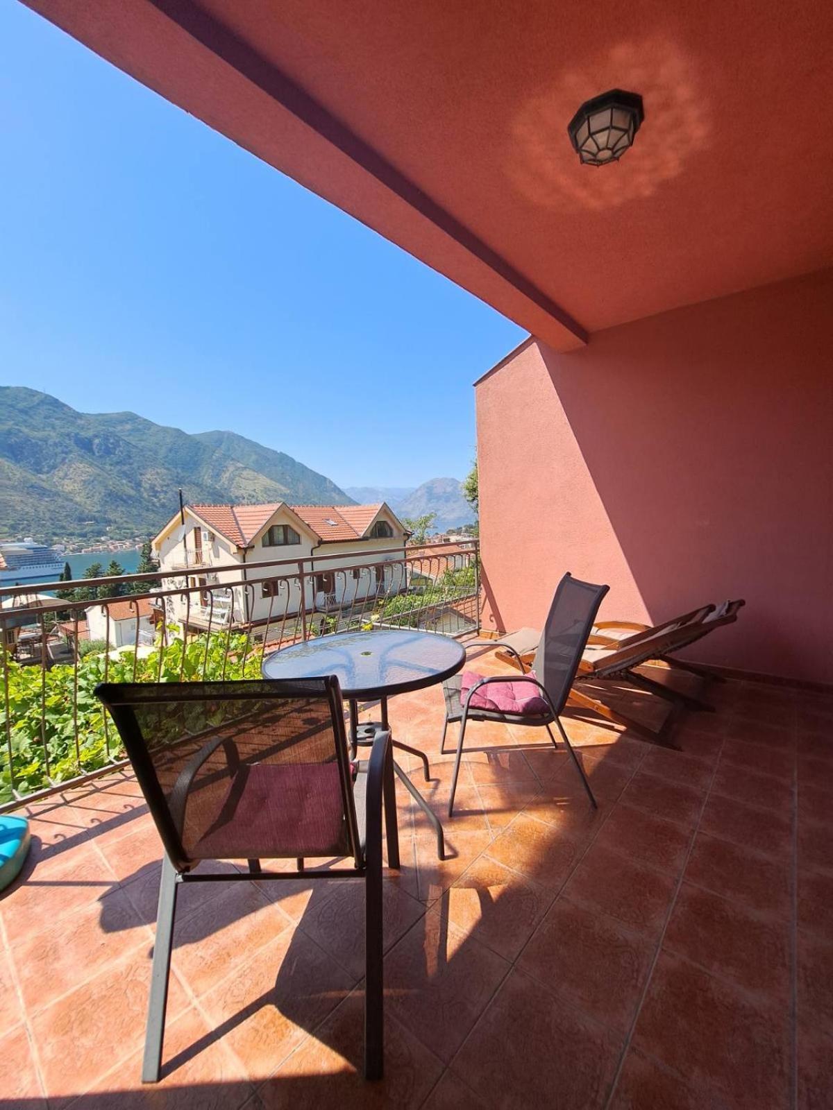 Apartments Lazarevic Κότορ Δωμάτιο φωτογραφία