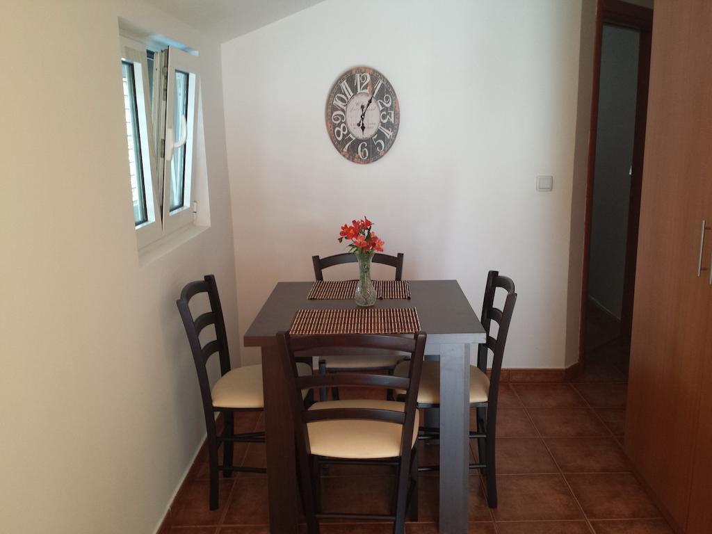 Apartments Lazarevic Κότορ Δωμάτιο φωτογραφία